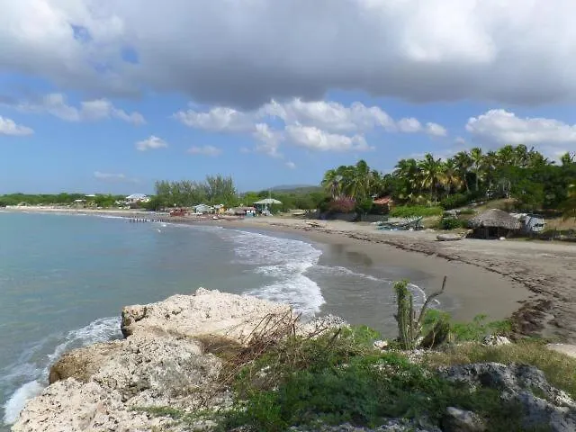 Rockside Villa - Oceanfront Paradise With Stunning Views Treasure Beach 0*,